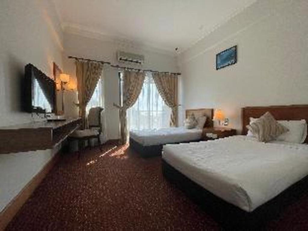 קואלה פרליס Putra Brasmana Hotel מראה חיצוני תמונה