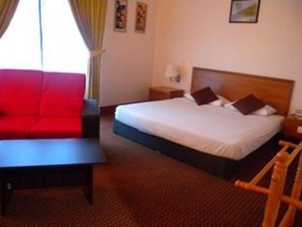 קואלה פרליס Putra Brasmana Hotel מראה חיצוני תמונה